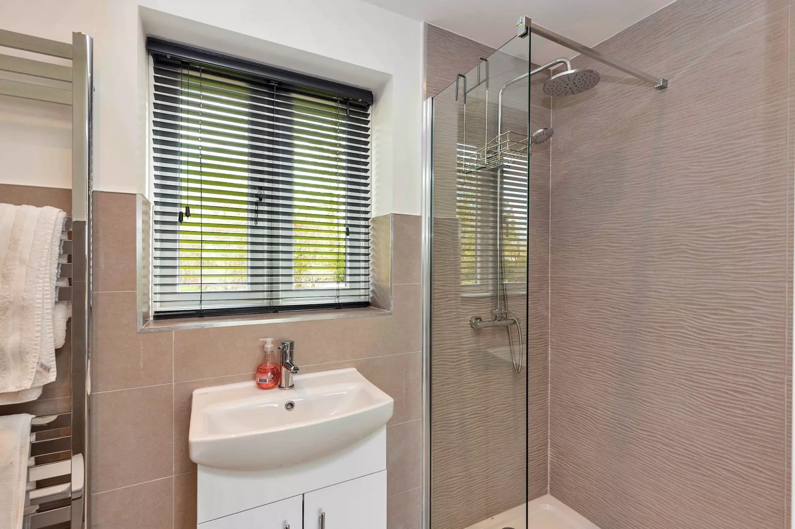 The Holt-Bathroom