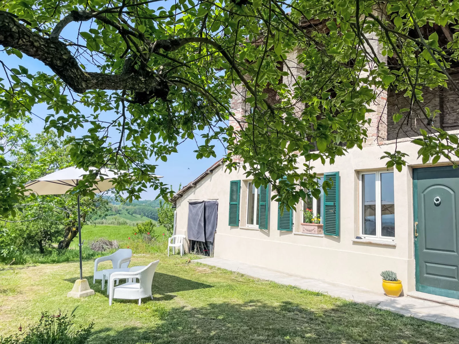 Casetta di Agnese-Draußen