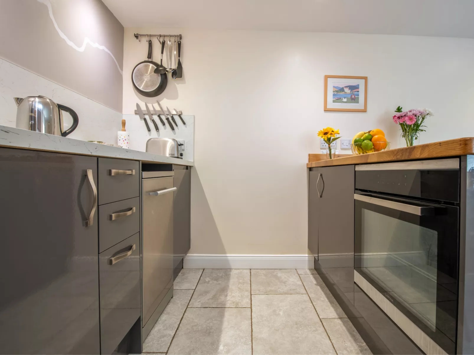 Betty's Bothy-Inside