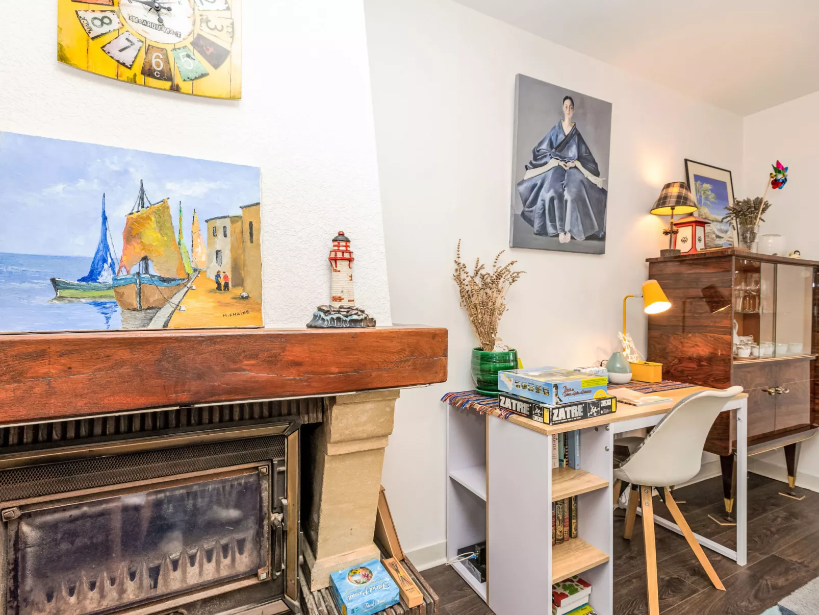 Le Petit Moulin-Inside