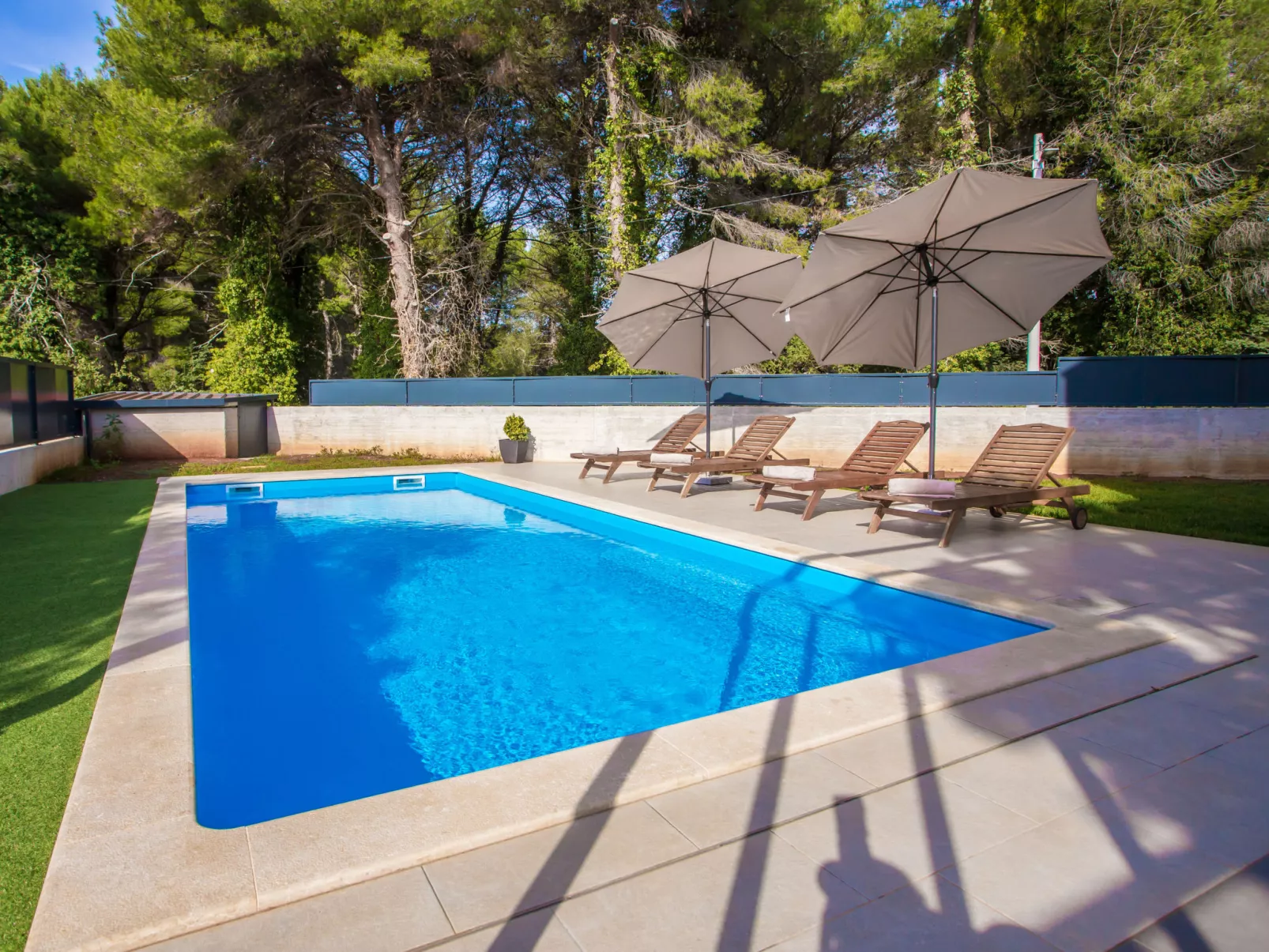 Villa Eva Tar-Outside