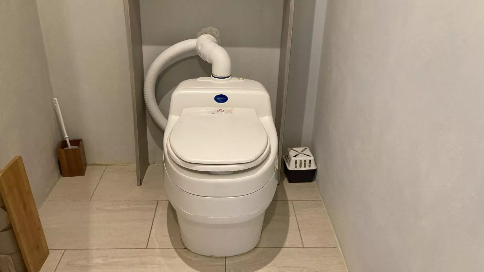 Maison des Yourtes-Bathroom