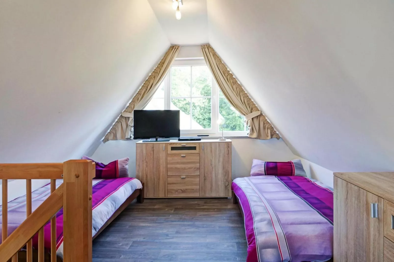 Ferienhaus Nachtigall in Glowe-bis zu 6 Pers-Bedroom