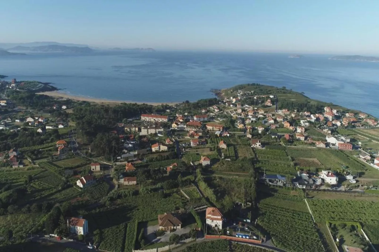 Villa Catro Faros-Areas summer 20km