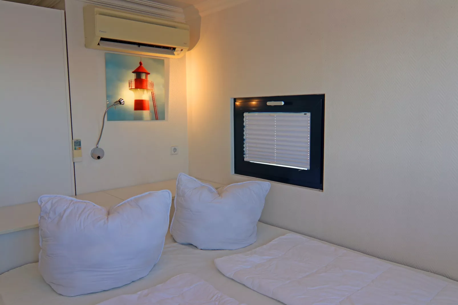Hausboot Family & Friends LP2 / 1-2 Personen-Bedroom