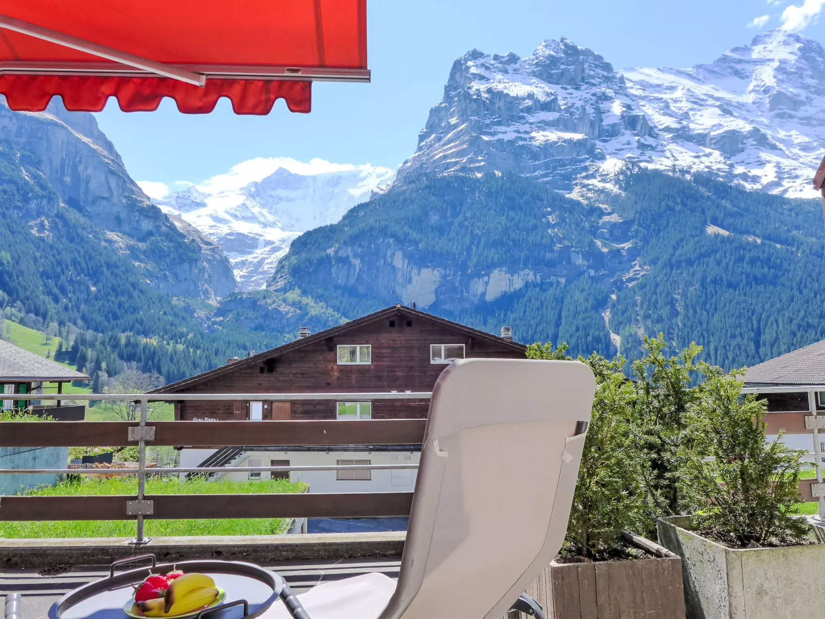 Chalet Almis-Bödeli-Draußen