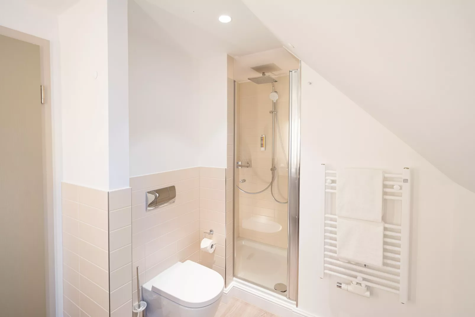 BEECH Resort am Plauer See - 4 Personen-Bathroom
