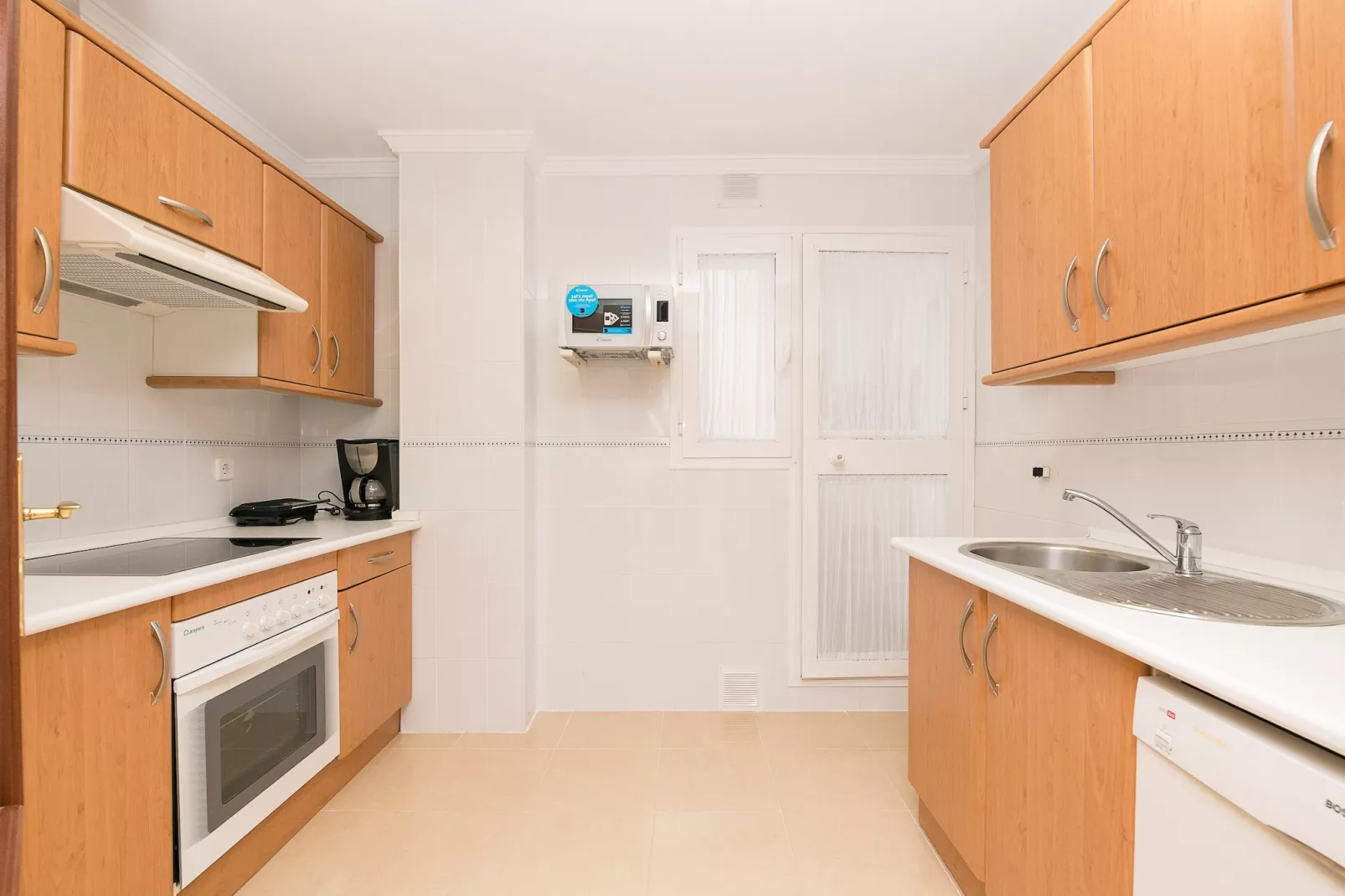 Bahia De La Luz-Kitchen