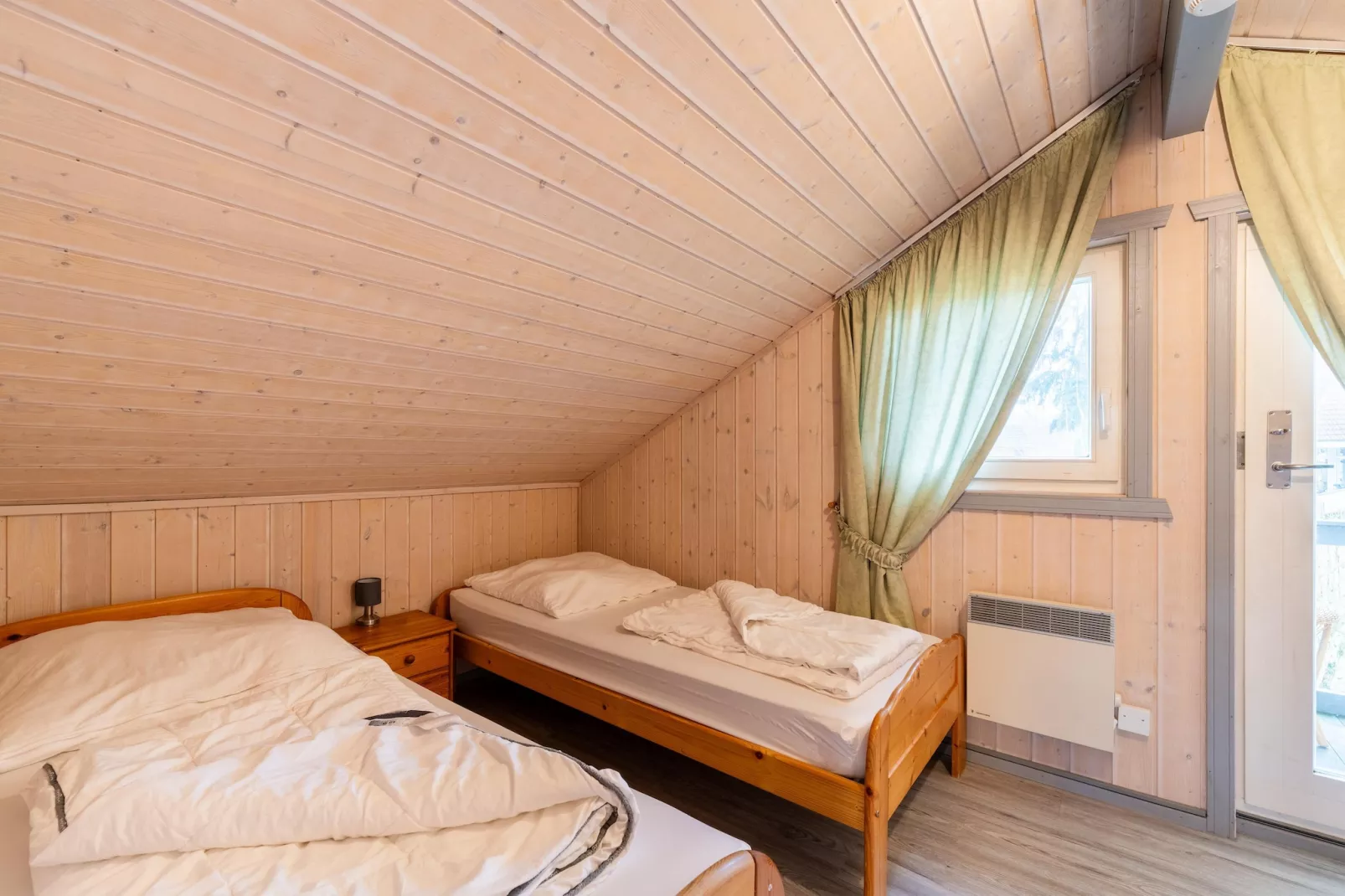 Kranich 244-Bedroom