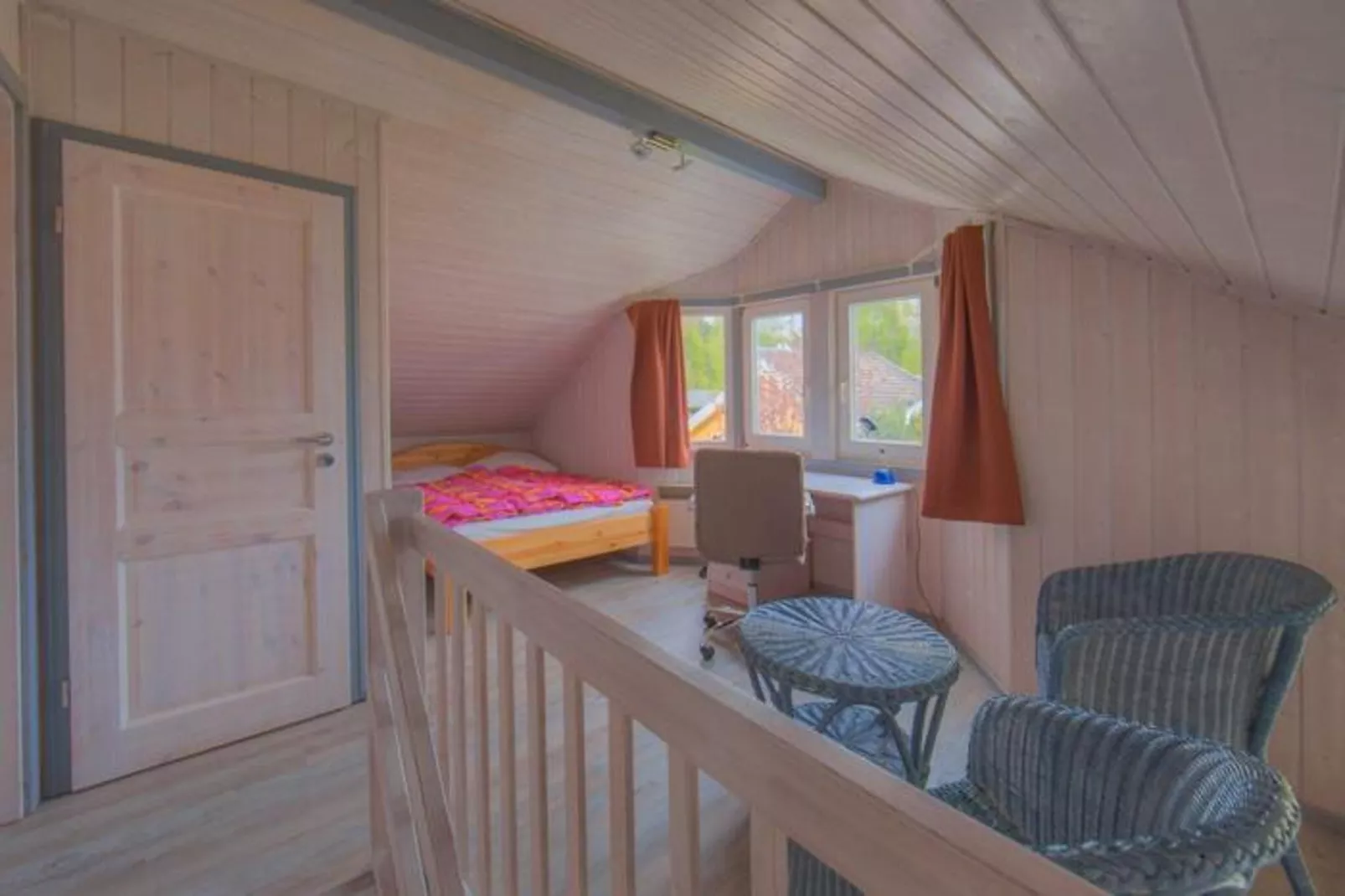 FH Wildgans Comfort mit Sauna & Kaminofen 81 qm 137-Landing
