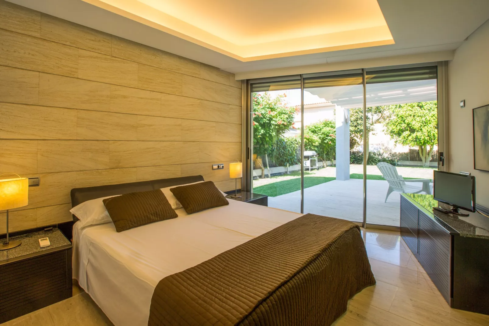 Villa Agusmar-Exterior summer