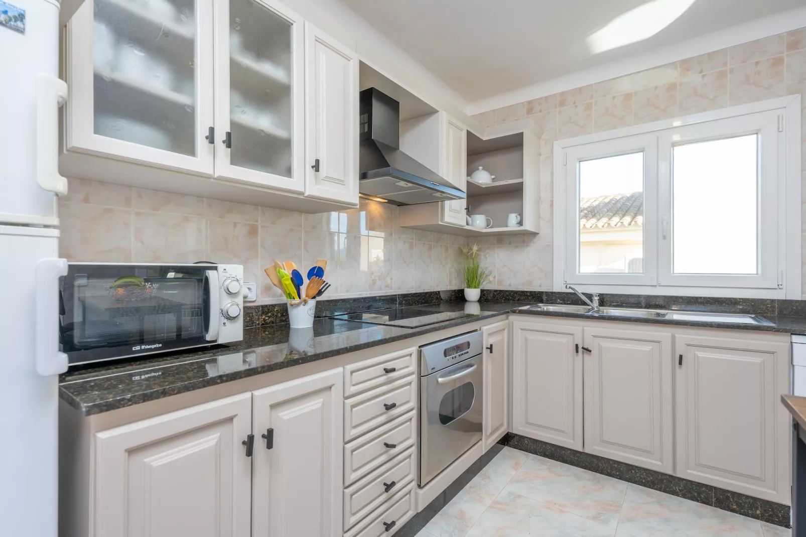 Villa Germanor-Kitchen