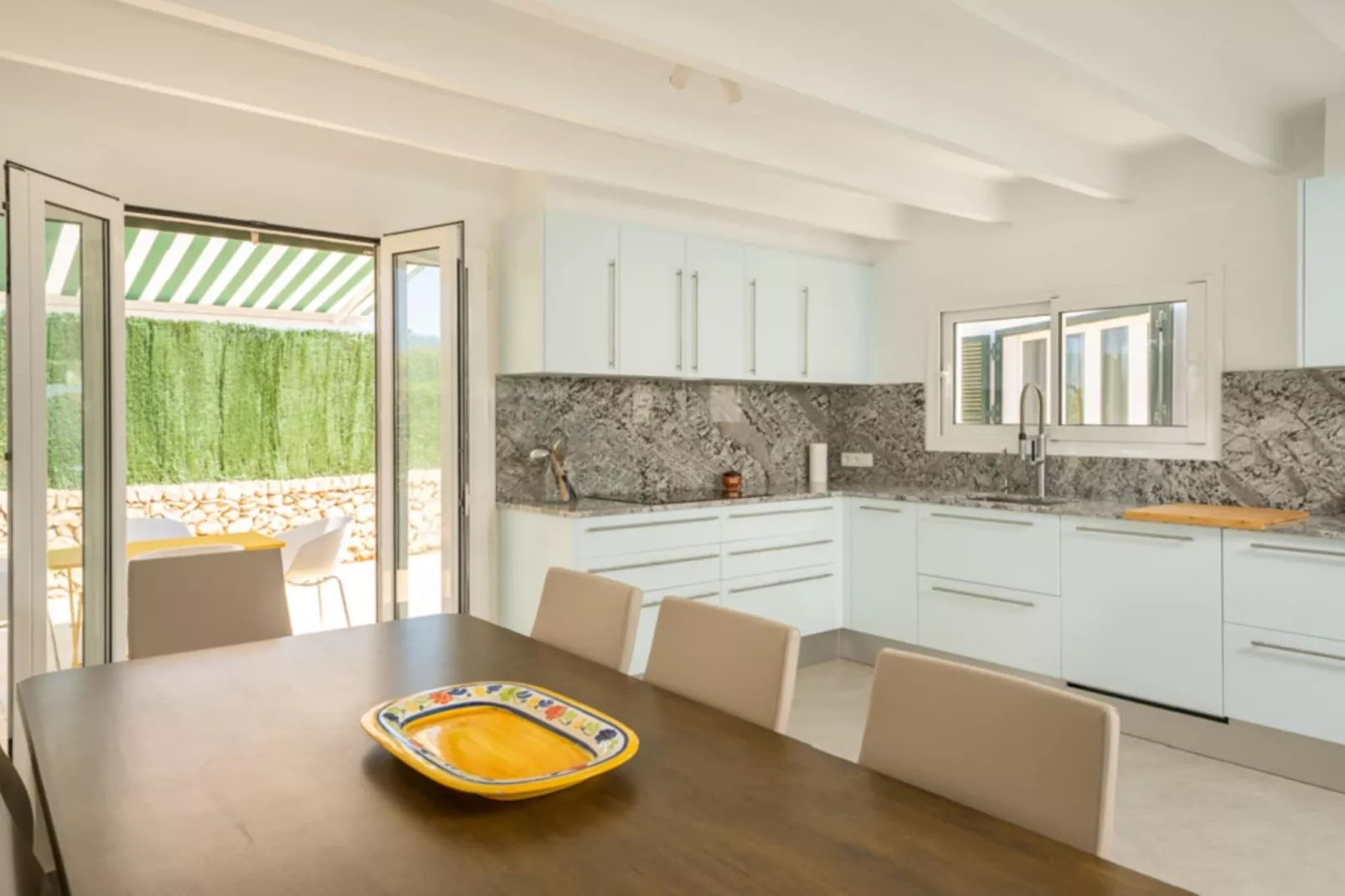 Villa Mila-Image-tags.