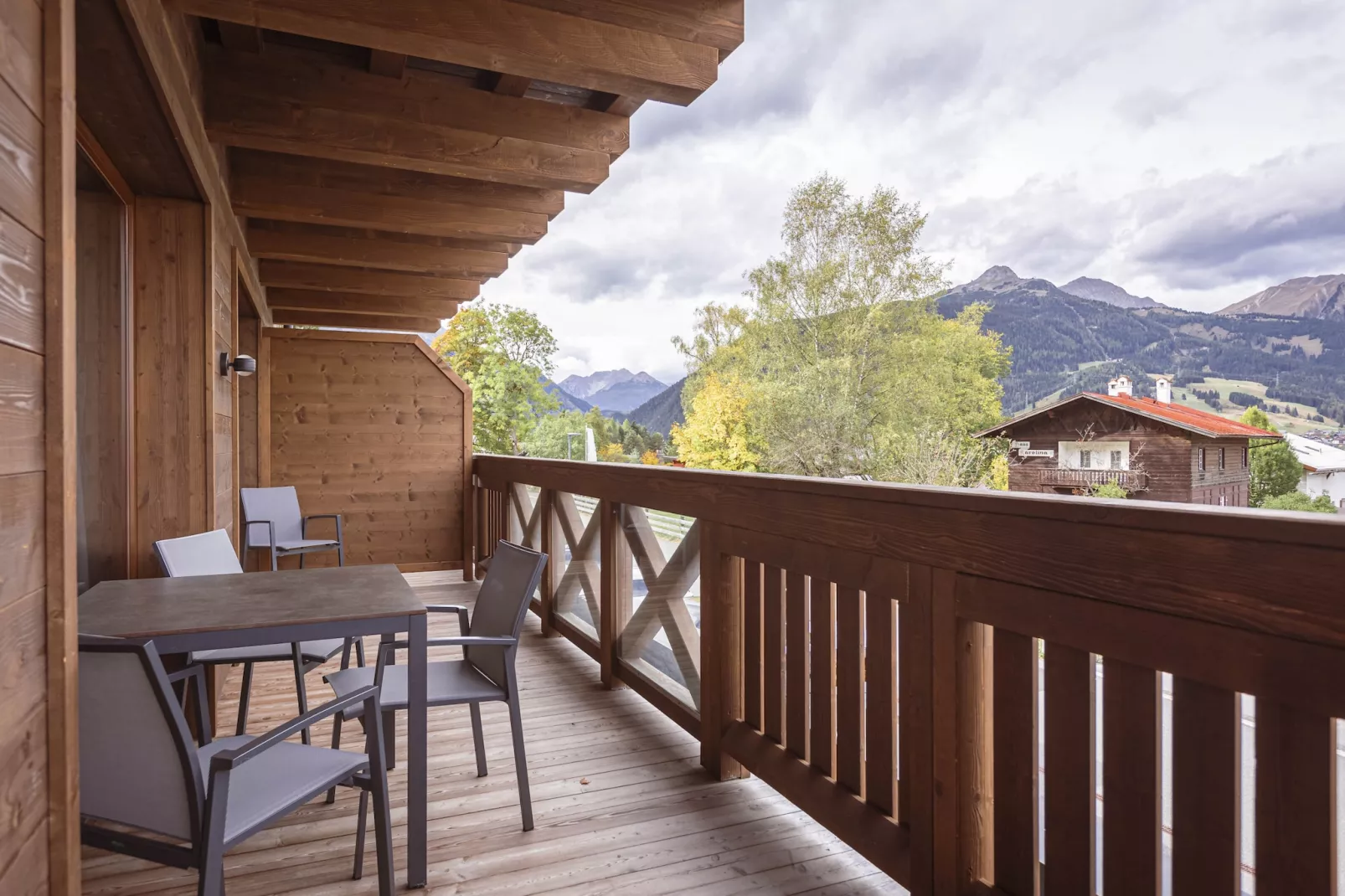 Bergresort Zugspitze Ehrwald 01-Terrace balcony