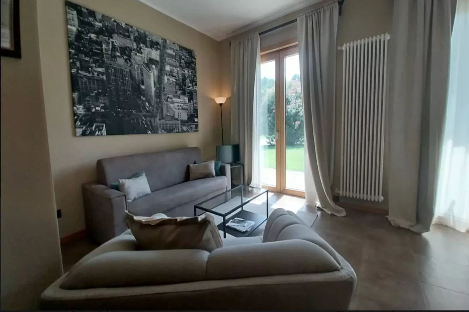 Pinot Bianco-Living room