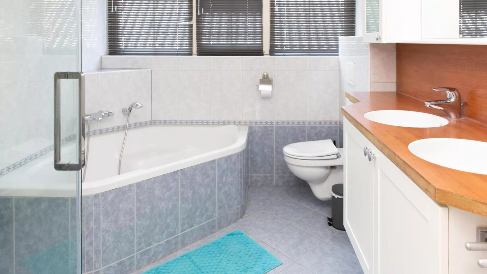 De Genderense Hoeve-Salle de bain