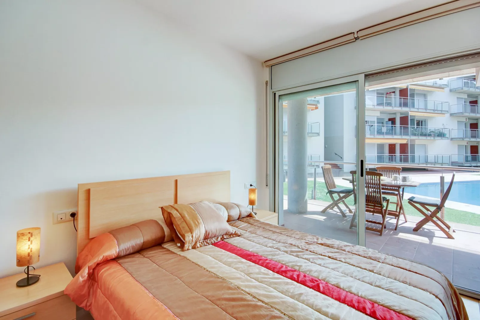 MARINES MESTRAL Bjs 8 Roses-Schlafzimmer