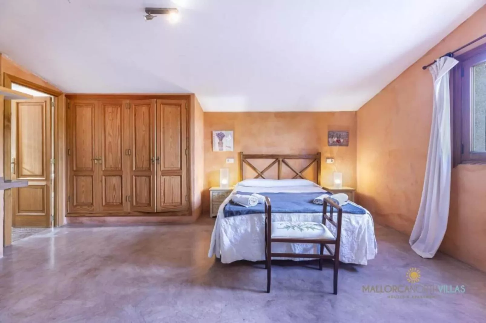 Can Avinent casa rural con todas las comodidades-Bedroom
