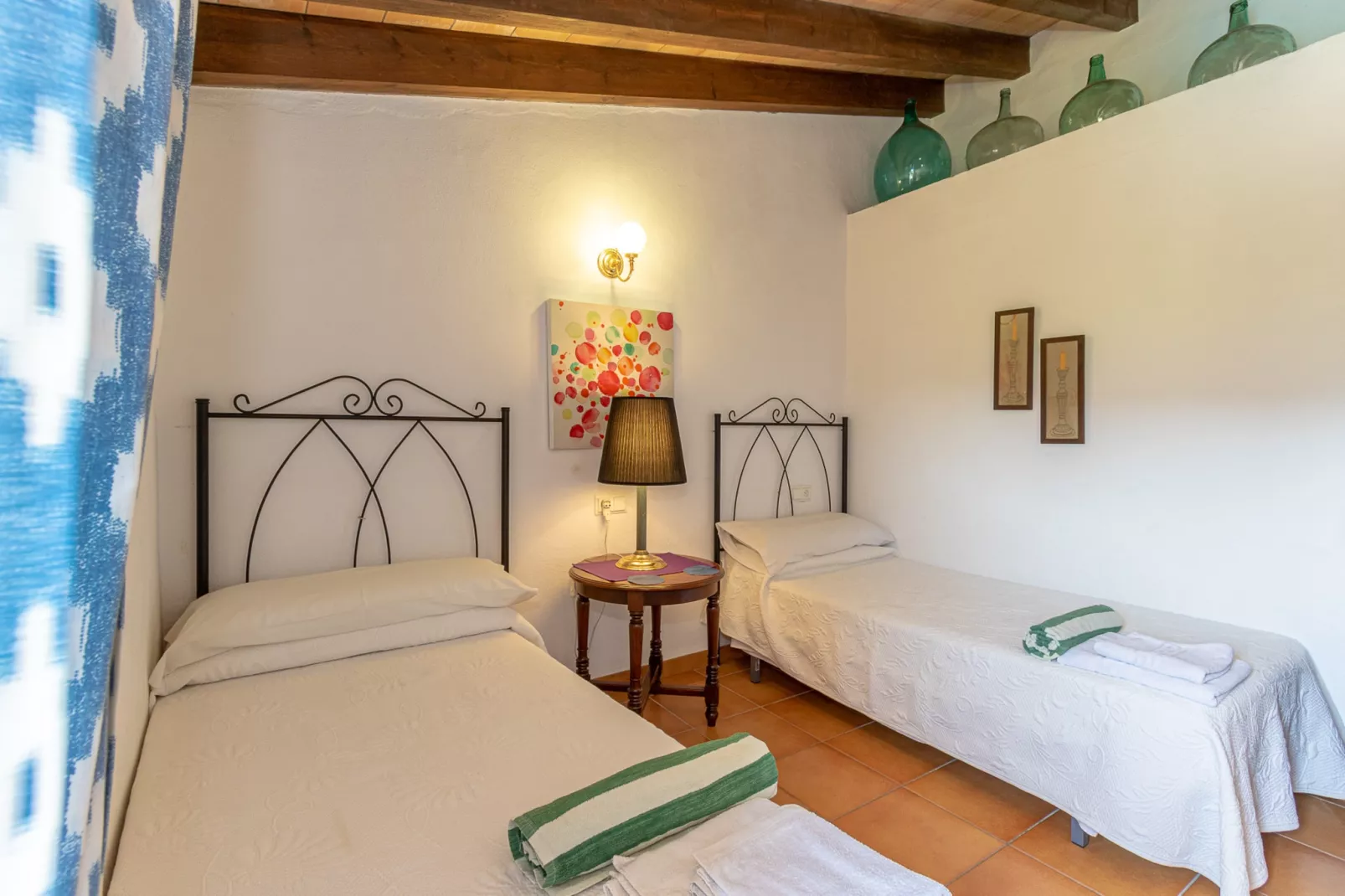 Ca na Pereta: Encanto Tradicional con Piscina Priv-Bedroom