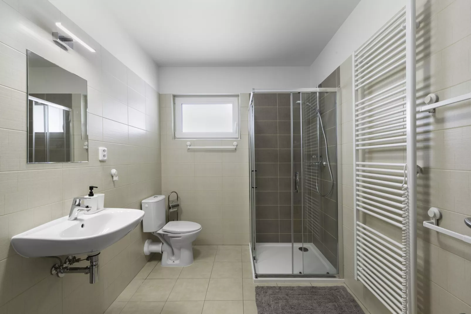 Prosence KPA250-Badezimmer