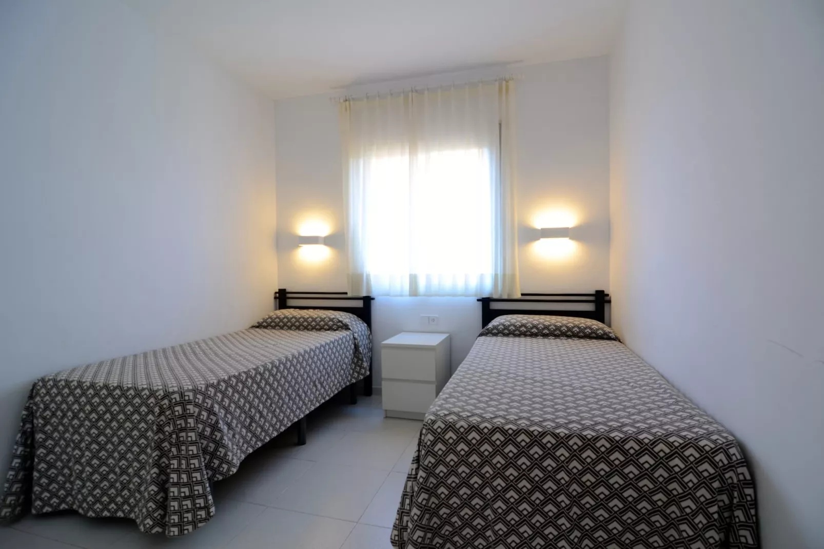 GOLF MAR II B 1-4-Bedroom