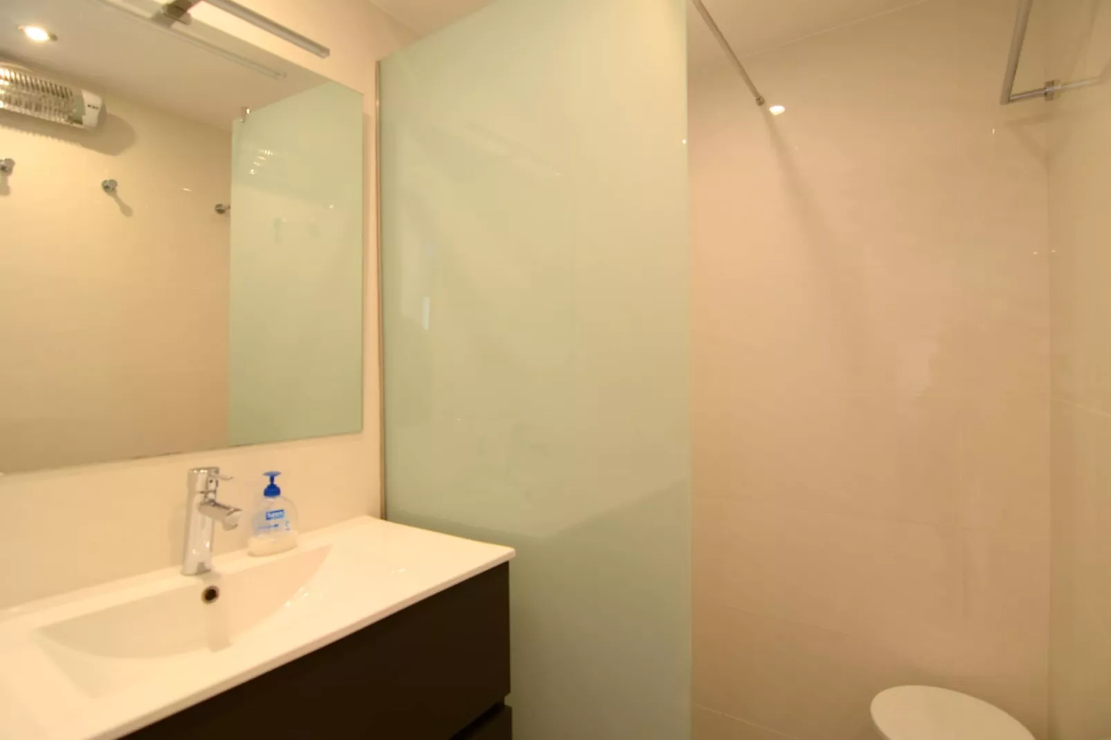 ROCAMAURA I A 1-2-Bathroom