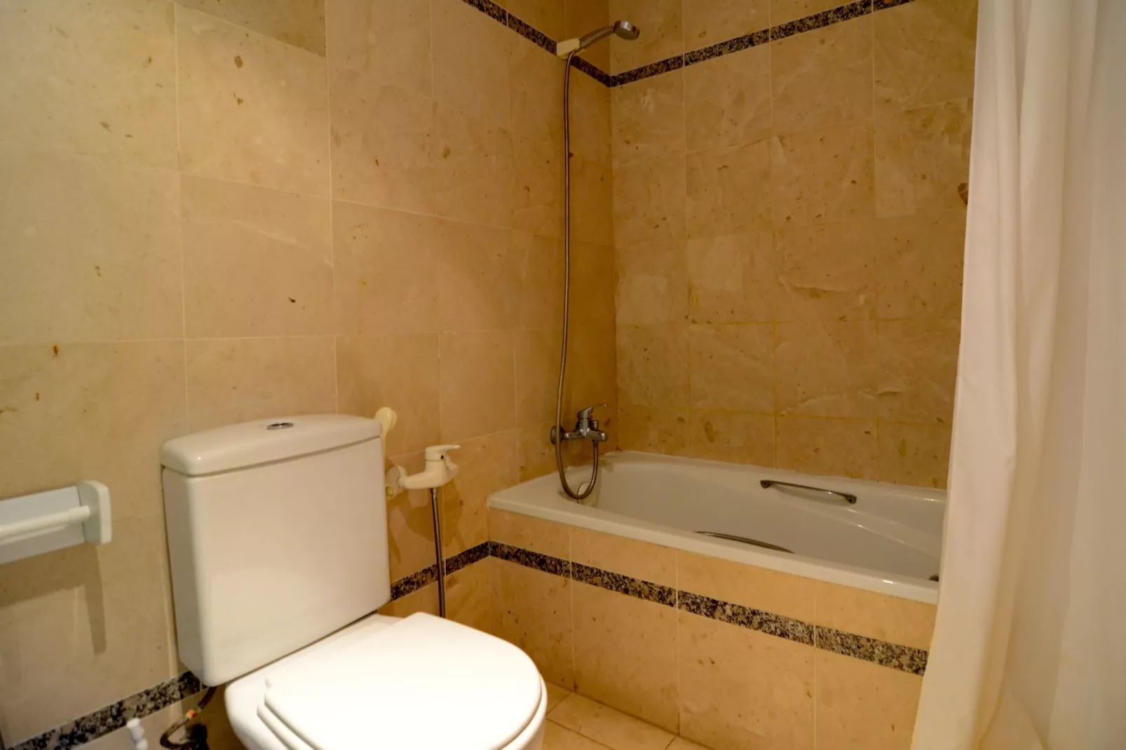 ILLA MAR DOR 239-Badezimmer