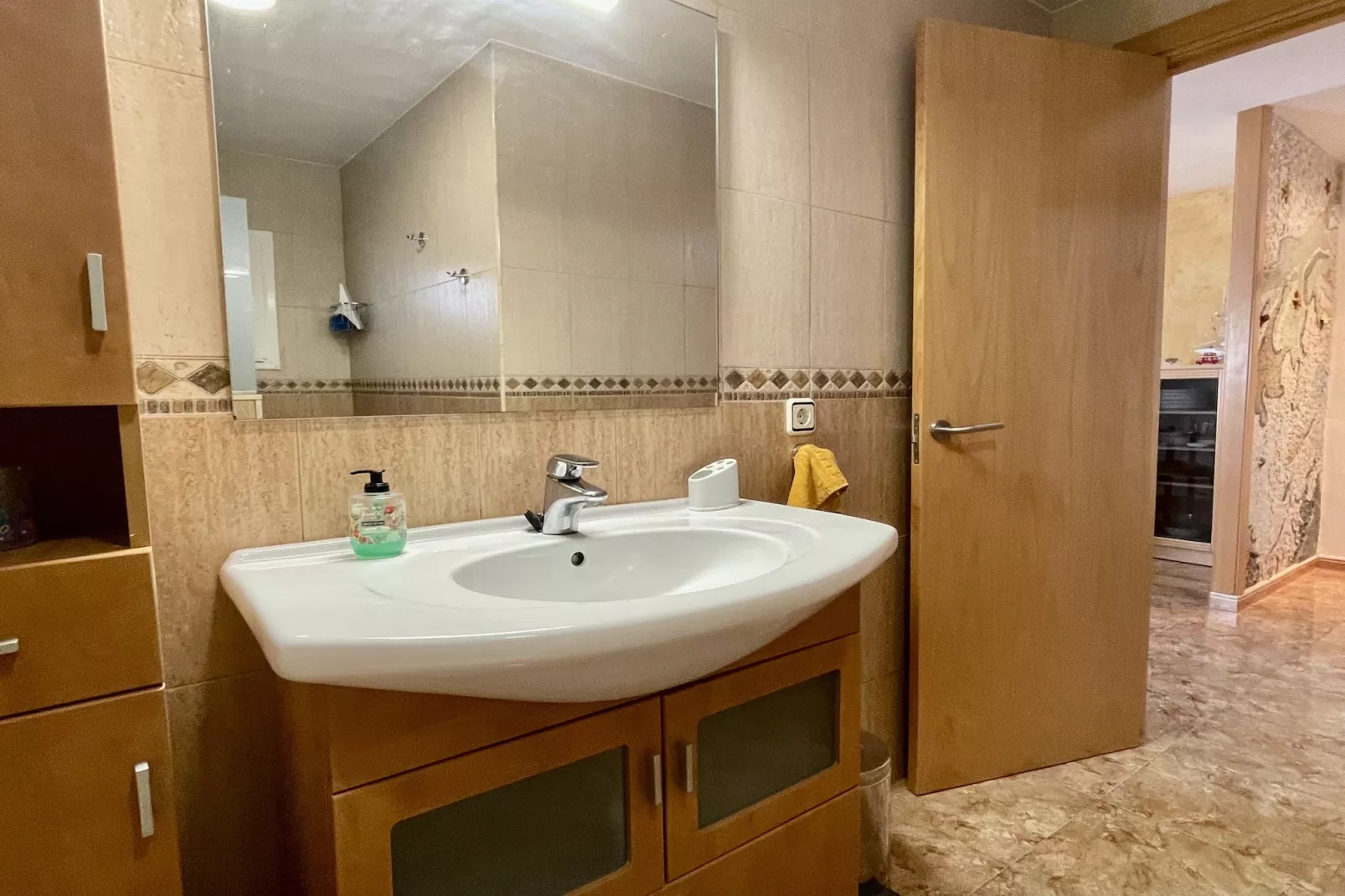 ROCAMAURA I D 1-2-Bathroom