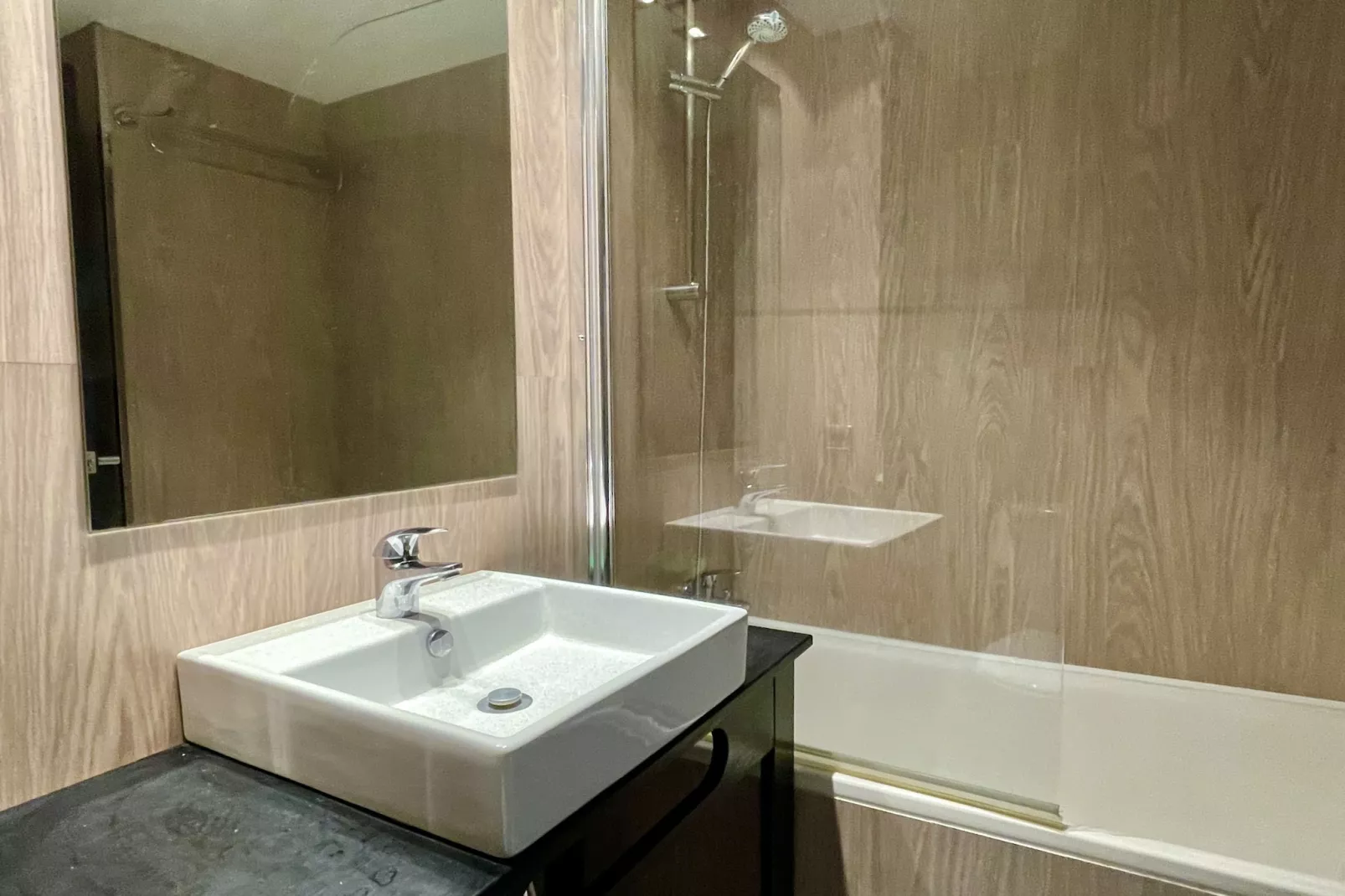 SALLES BEACH 06-Badezimmer