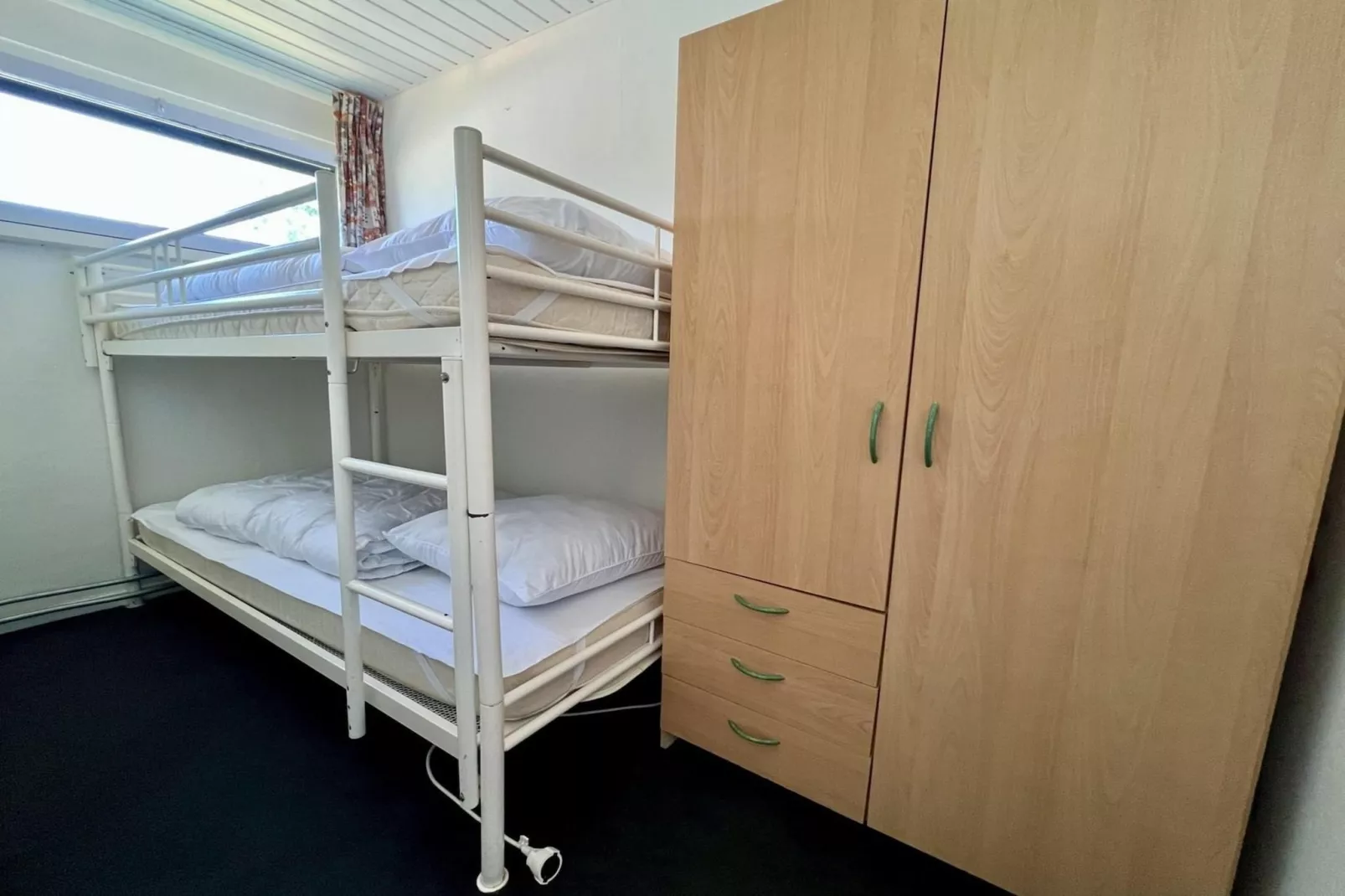 De Schelp 21-Bedroom