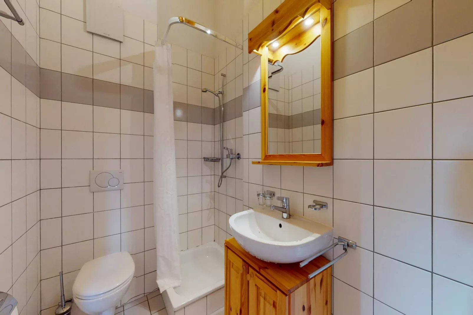 Pracondu 2 502 - OUTDOOR & FUN charming apartment-Bathroom