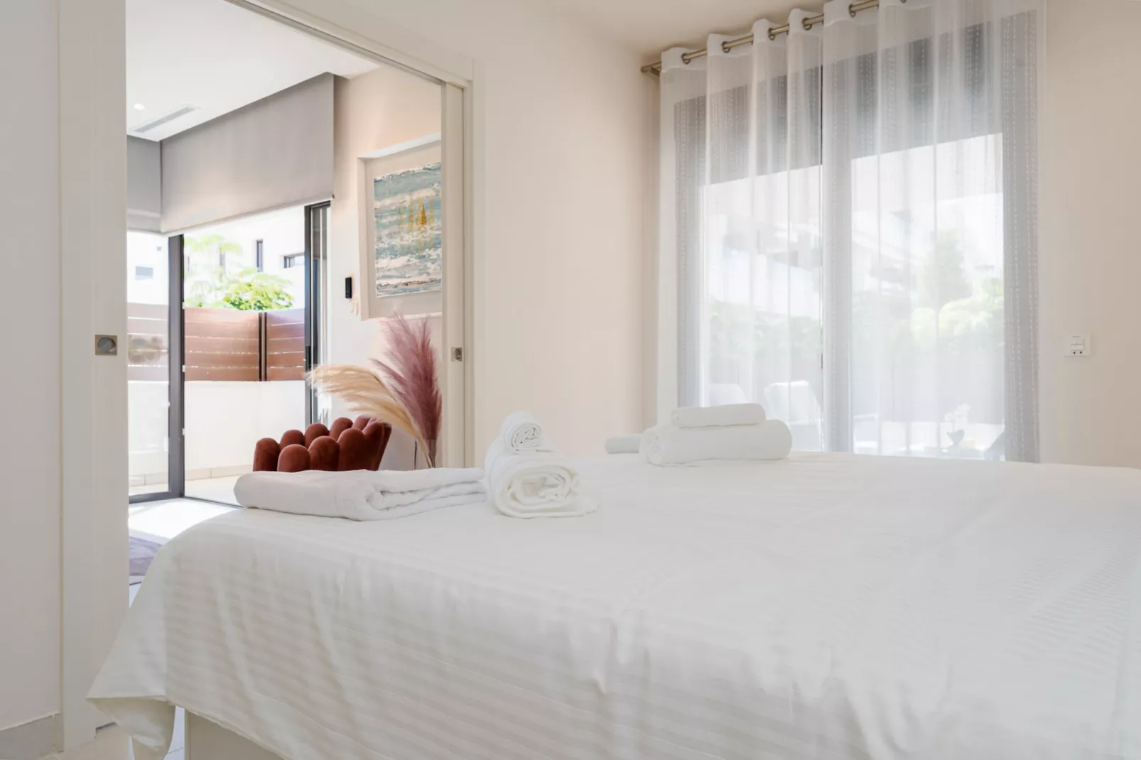 Jardinana - apartment with two bedrooms close to b-Bedroom
