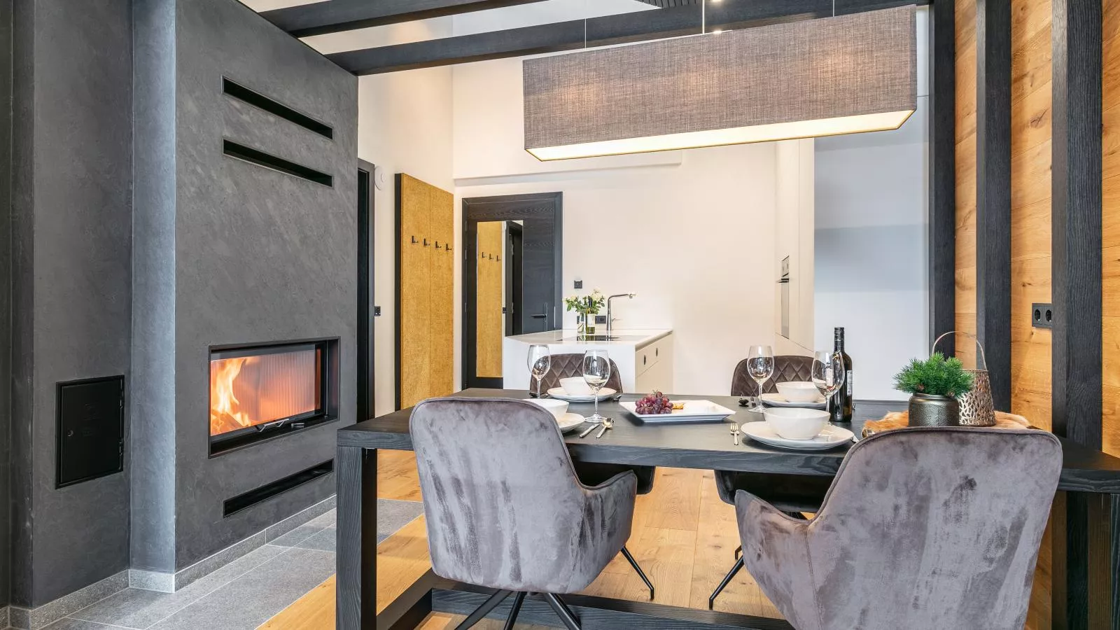Adult Only Paznaun Suite-Dining room