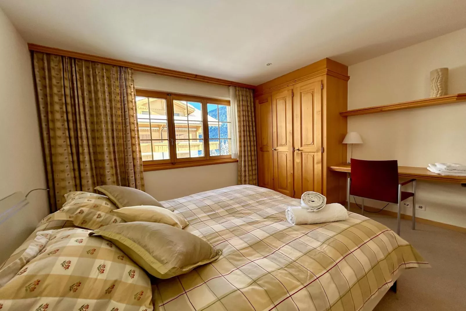 Marvelous Luxurious Furnished Flat with Outstanding Views-Bedroom