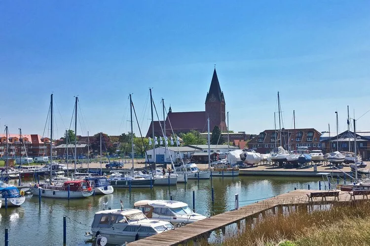 Floating House 1 - Classic / 5 Personen-Exterior summer