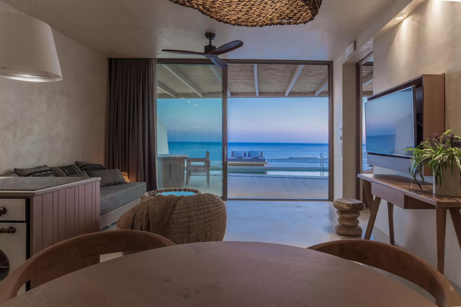 Altera Cave-Terra Villa-Salon