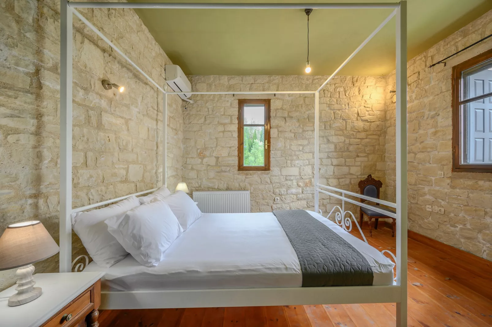 Kandinella-Bedroom