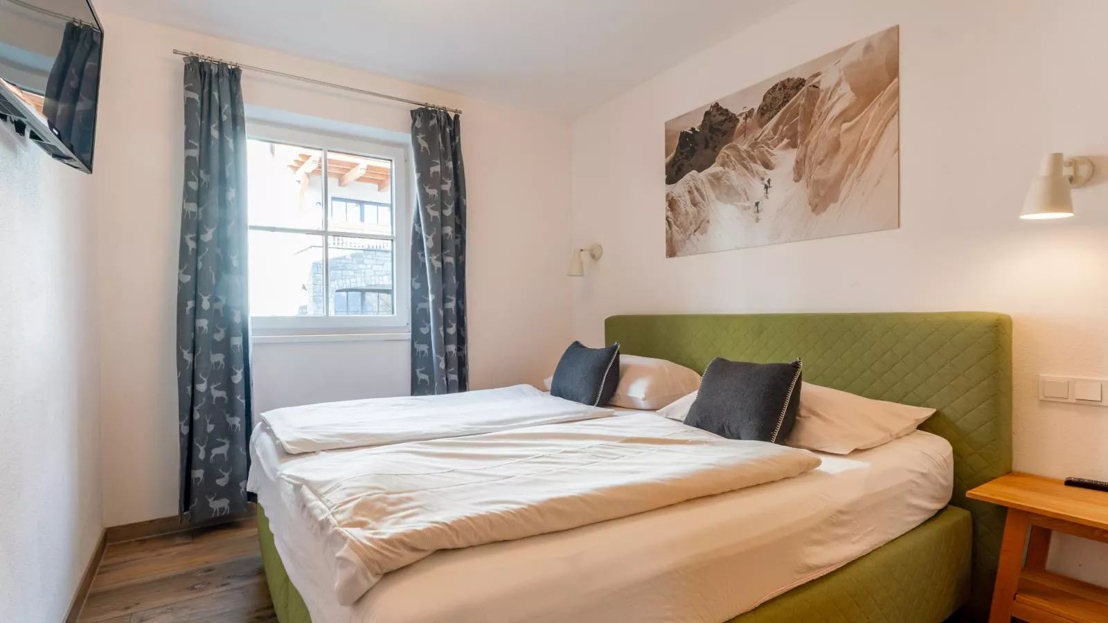 Tauern Suites Mitterwirt TOP 214-Schlafzimmer