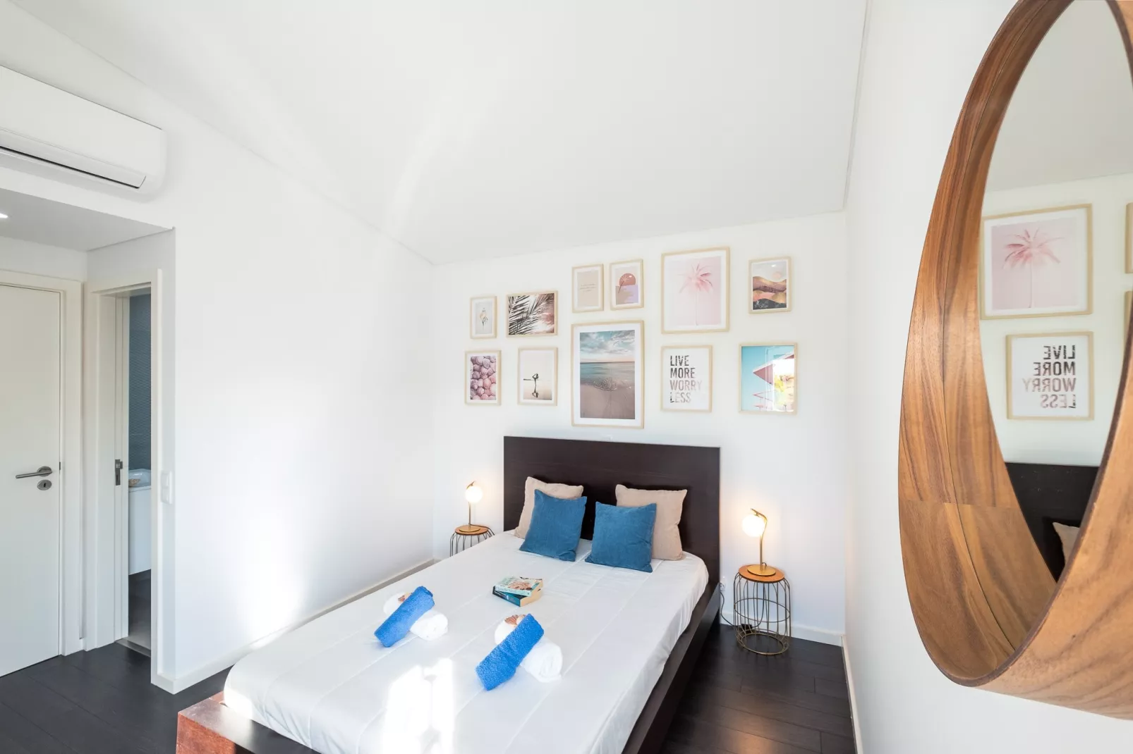 Villa San Marino-Schlafzimmer