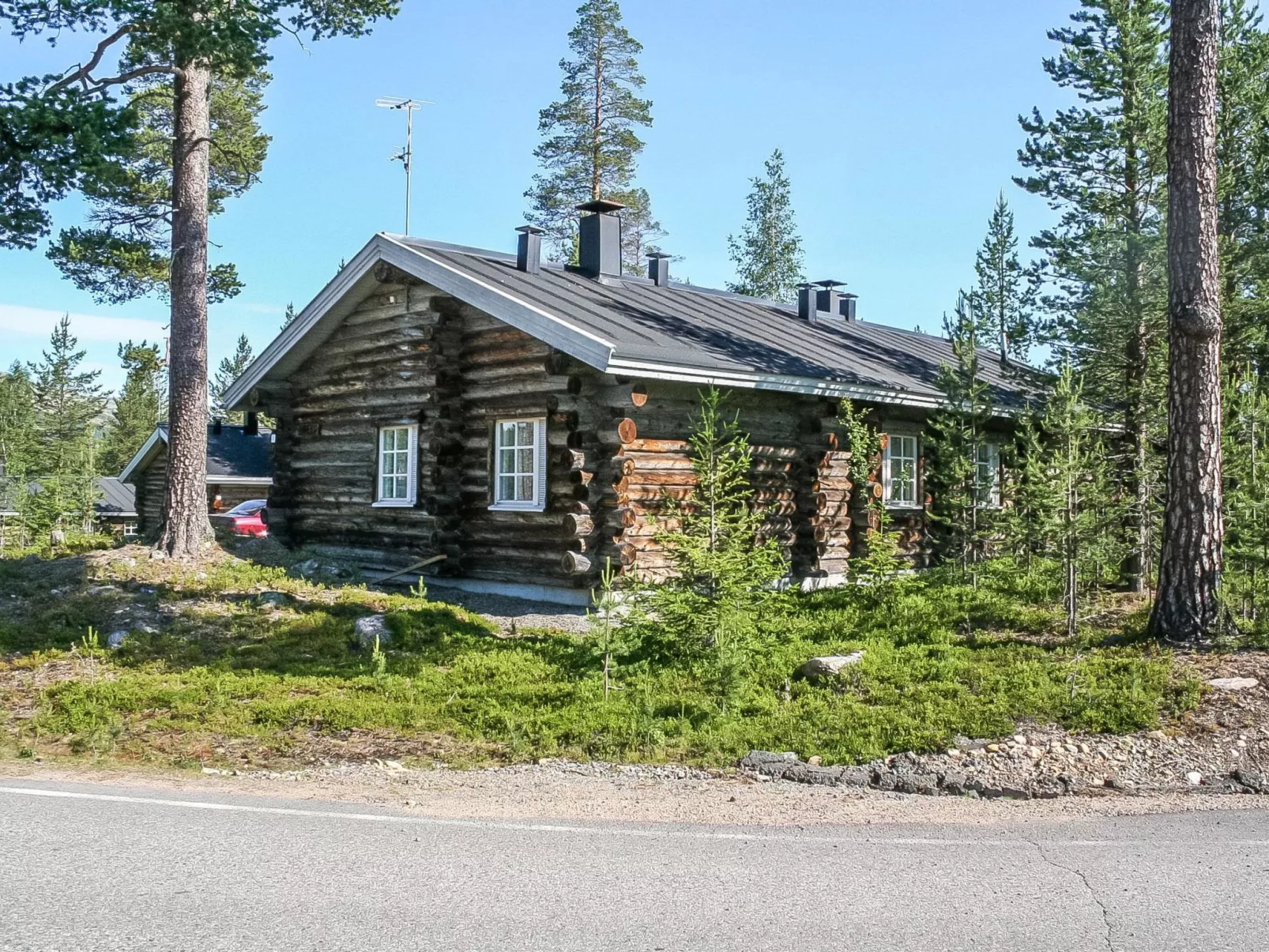 Lomaylläs a 13 / hotellintie 1 a-Dehors