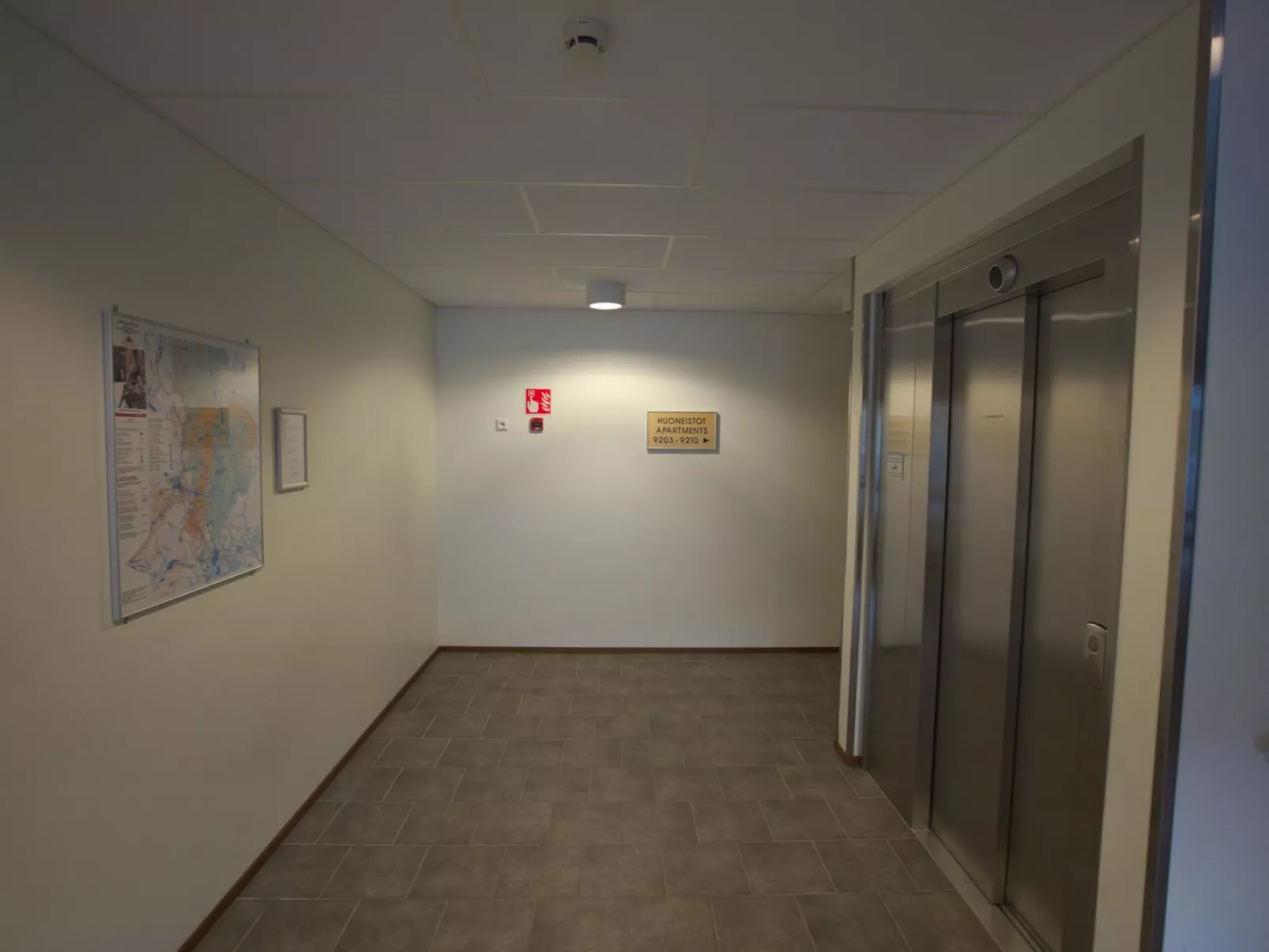 Nordic chalet 9106-Inside
