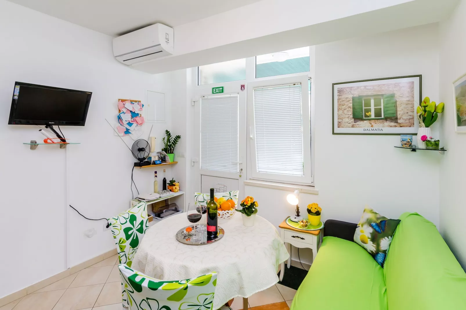 Apartments Captain - One Bedroom Apartment with Terrace (3 Adults)-Indoor