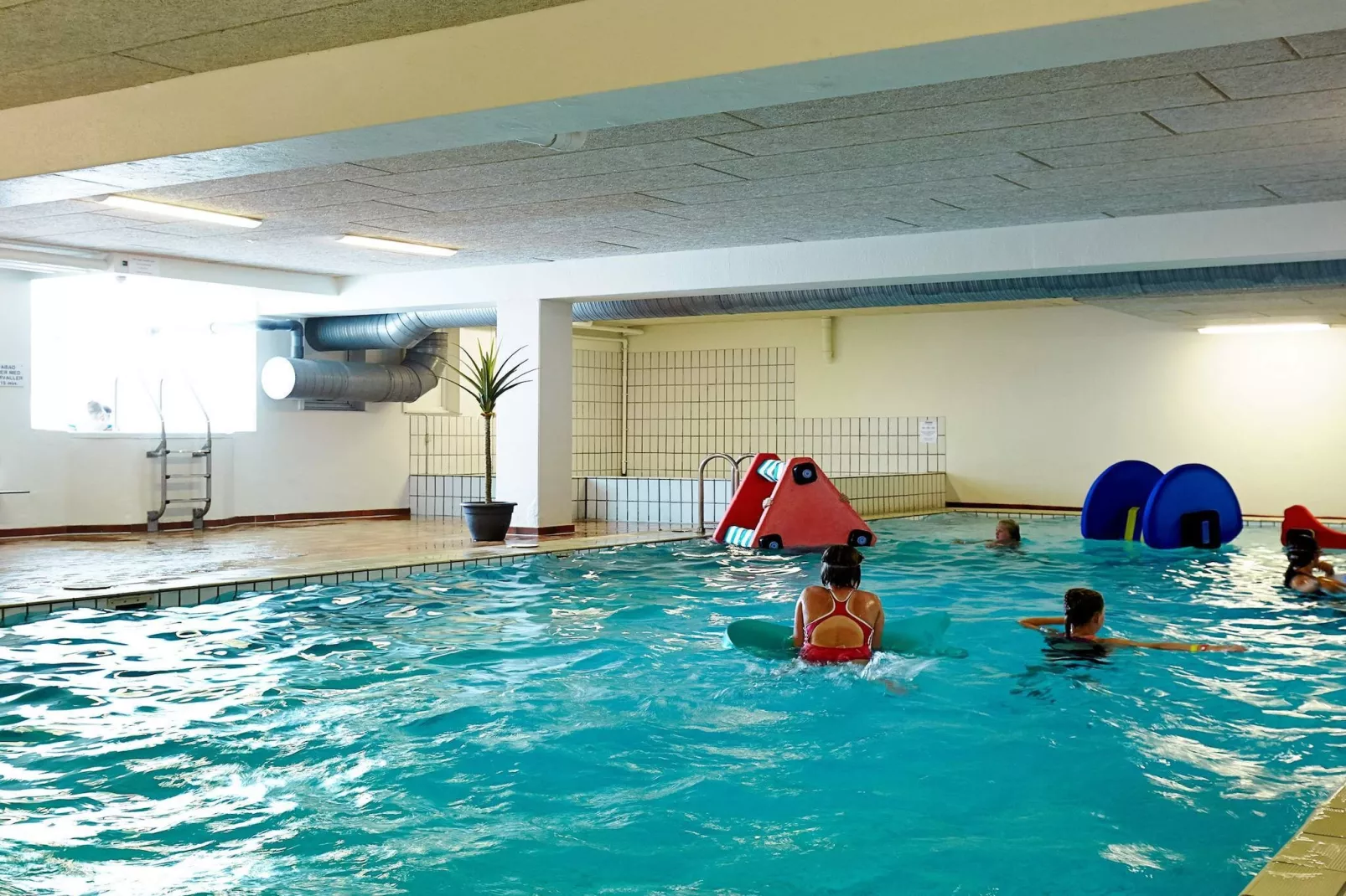 2 room,ground floor or 1.-Schwimmbad