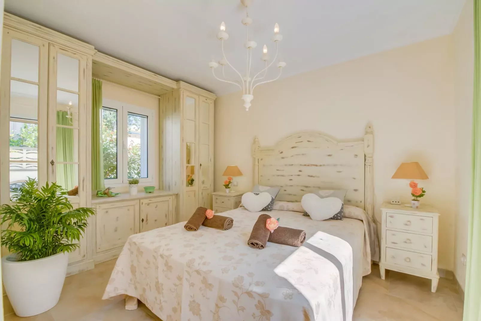 Adelfa-Bedroom