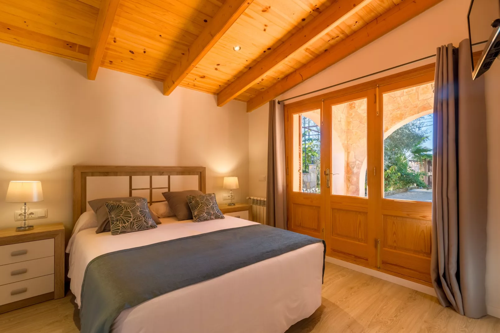 Can Mesquida, Finca 5StarsHome Mallorca-Bedroom