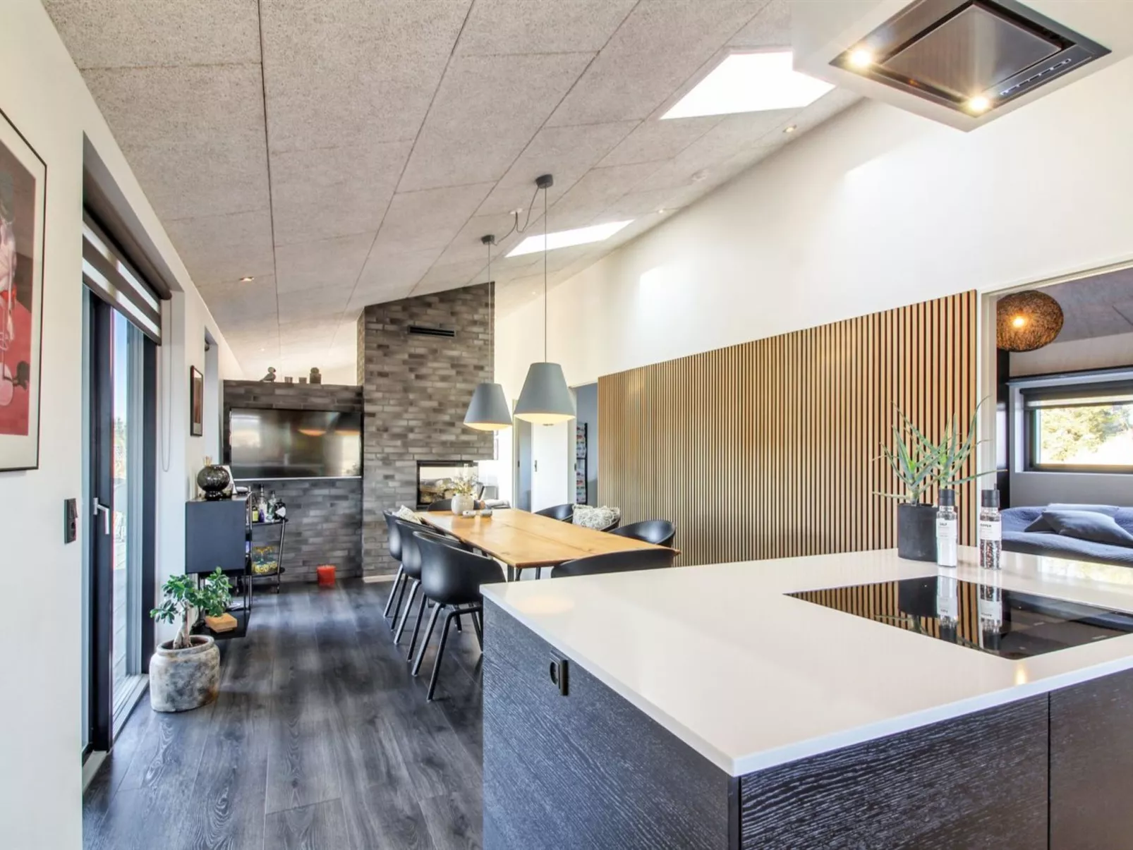 "Eriksine" - 750m from the sea-Inside