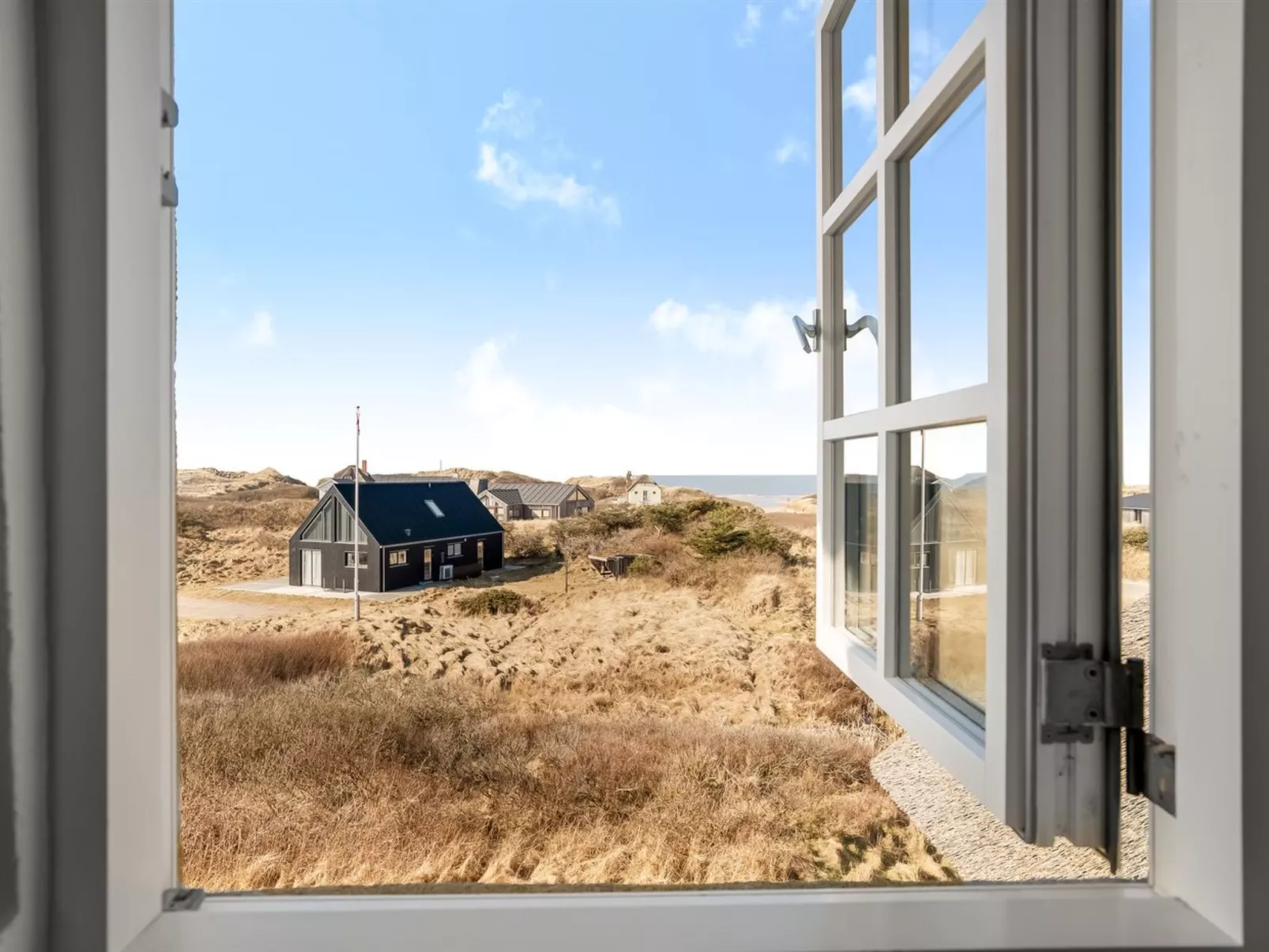 "Amina" - 200m from the sea-Outside
