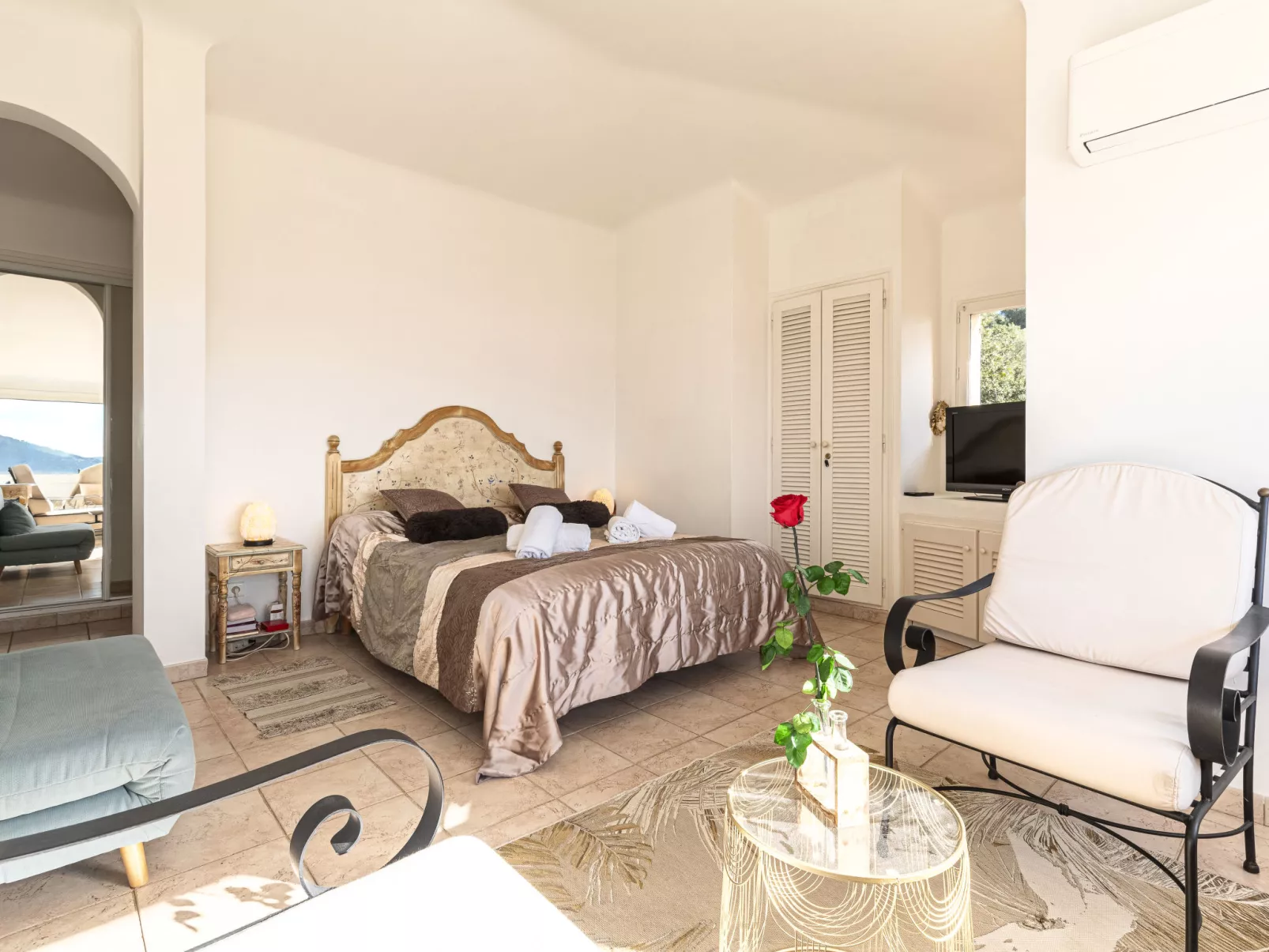 Casa Di Sogno-Inside