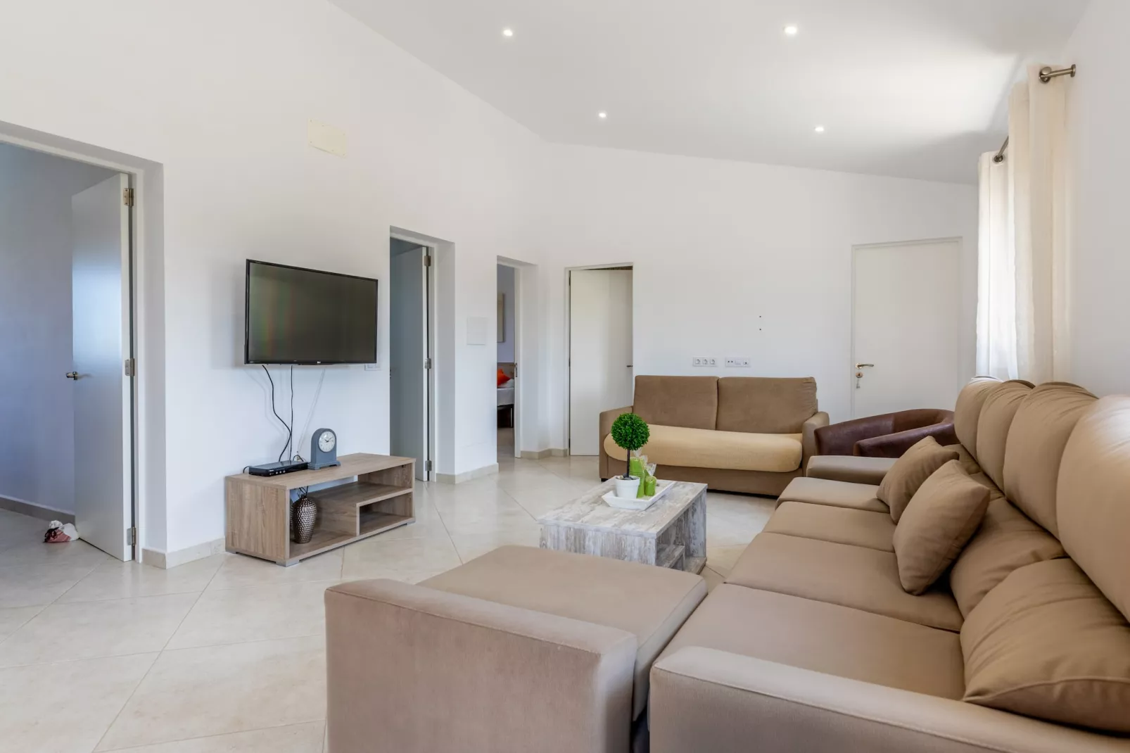 Guesber, Finca 5StarsHome Mallorca-Living room