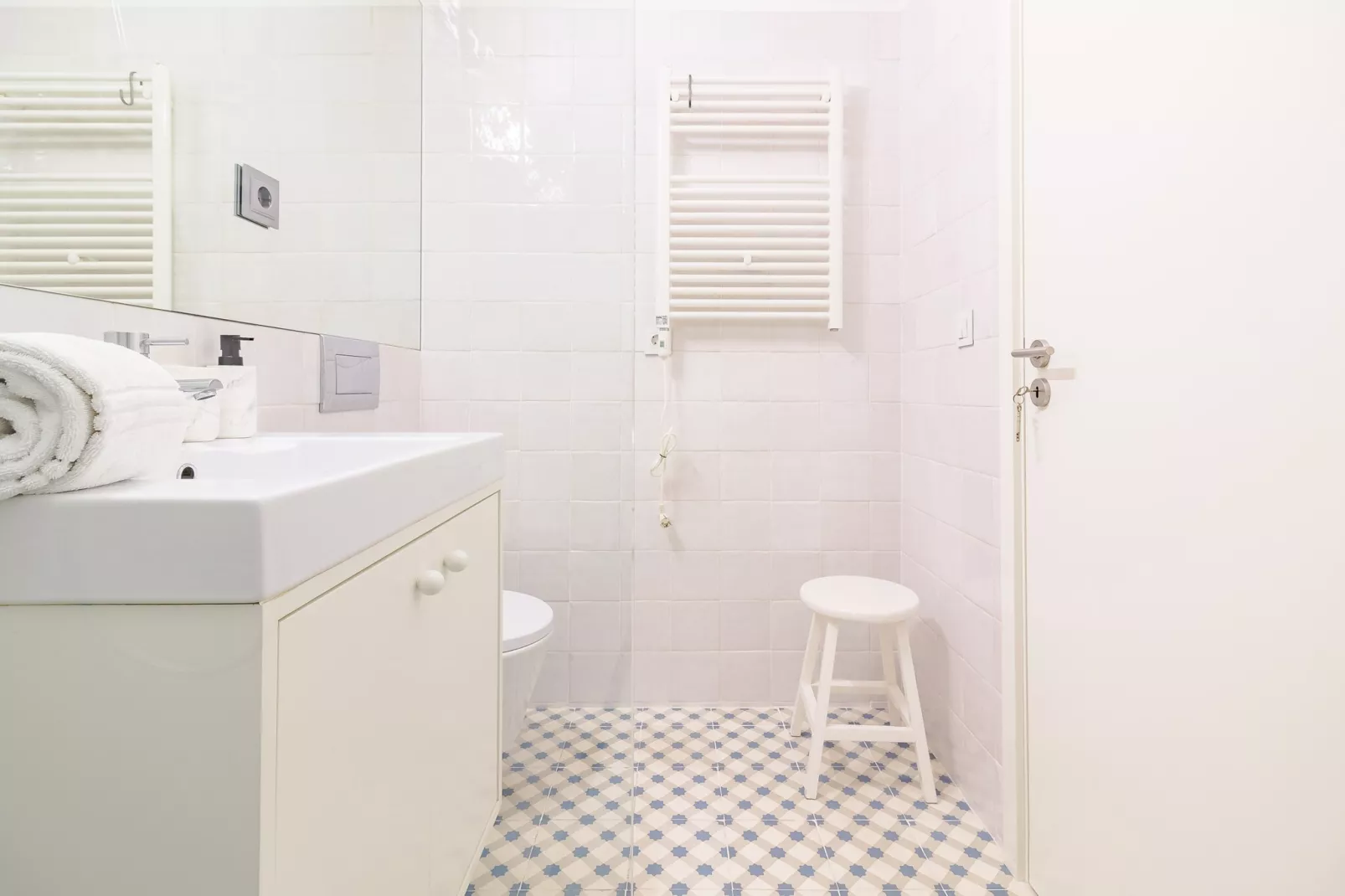 YOUROPO - The Tower 5F-Bathroom